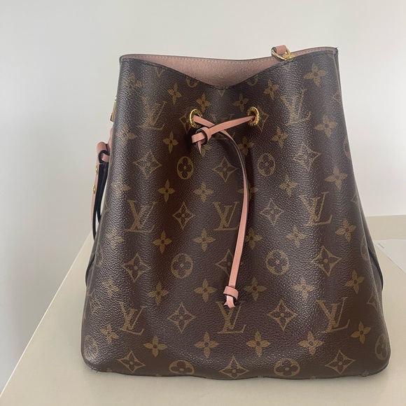 LOUIS VUITTON NEO NOE PINK SUEDE - Picture 1 of 4
